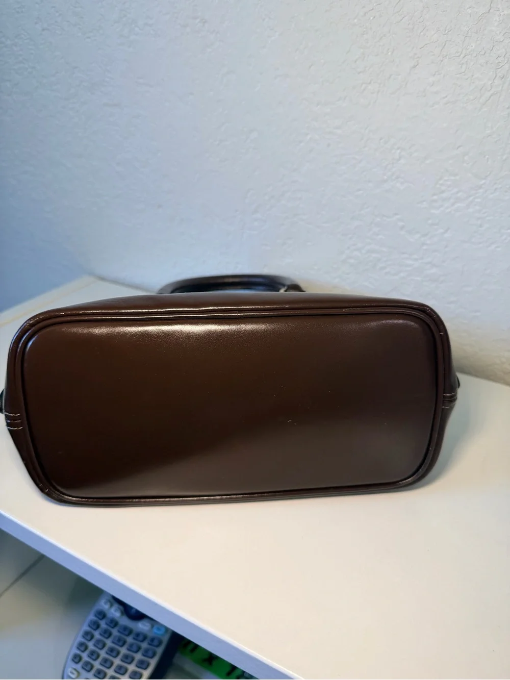 Coach compact dome